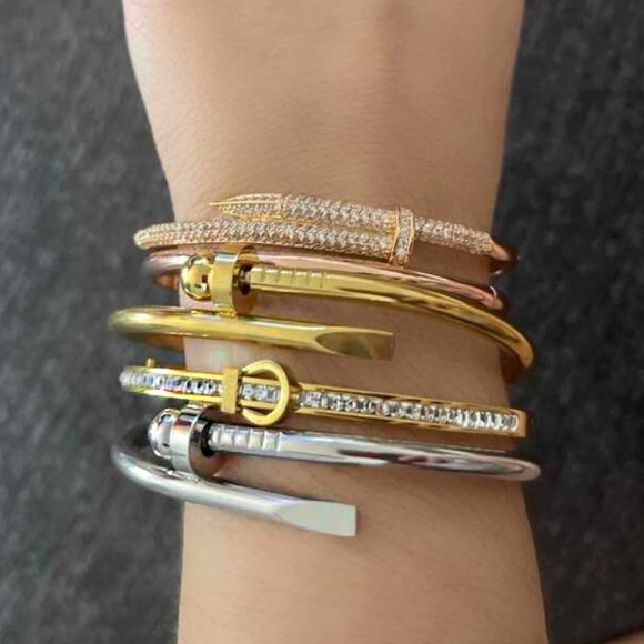 "Carlton" Cuff ✨ ROSE gold plated bling nailhead cuff luxe bracelet - Picture 2 of 5